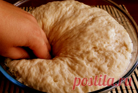 Тесто для пирожков на минералке и кефире. Пышное и не липнет к рукам | Вкусно и полезно | Яндекс Дзен