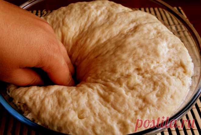 Тесто для пирожков на минералке и кефире. Пышное и не липнет к рукам | Вкусно и полезно | Яндекс Дзен