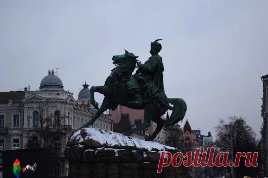 Без Богдана Київ неможливий: цікаві факти про найвідоміший пам'ятник столиці ...