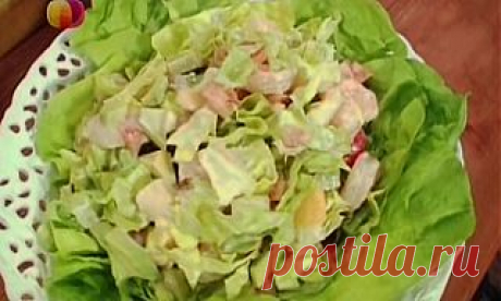 Салат из креветок и фруктов с домашним соусом (Спросите повара)