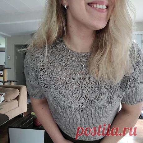 Пост на стене #вязание #спицы #джемпер #круглая_кокетка