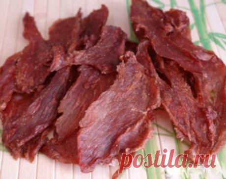 🥩🥩💯Мясные чипсы или Джерки - это 100% натуральный продукт!
Делаем джерки из курицы, индейки, баранины и говядины!🥩

♻️ Приготовлены из свежего мяса,
с добавлением поваренной соли и специй,
высушены в сушилке несколько часов
- что позволяет храниться продукту более 6 месяцев!
Вся продукция Вакуумируется, а это значит срок хранения увеличивается в двое.
Используем только качественное мясо и натуральные специи.
Цена договорная
Предварительный заказ👇