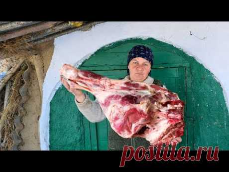 Готовим Тушенку из Целого Бычьего Бедра на Костре