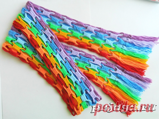 Интересная техника вязания крючком шарфика