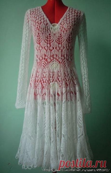Вязание: Прелестное платье спицами