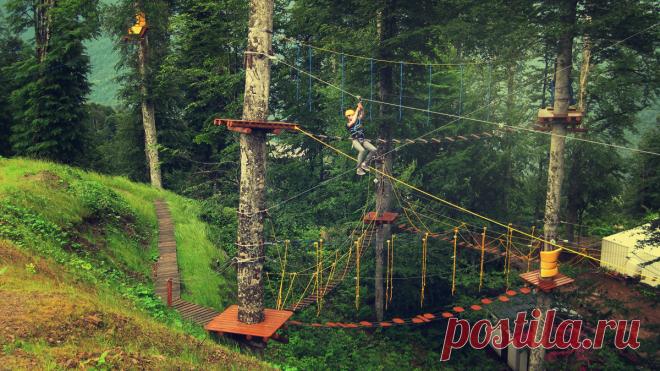 Sochi_Roza-hutor.
Веревочный «ПандаПарк» на горном курорте «Роза Хутор».  / Лето на курорте «Роза Хутор»  |  Россия