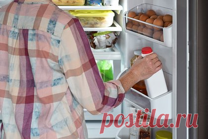 Хранение некоторых продуктов на дверце холодильника оказалось опасно для здоровья