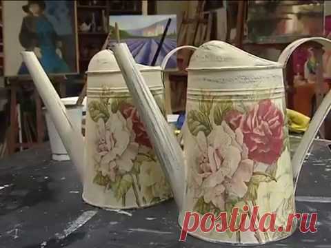 Декупаж садовой металлической лейки: мастер класс с пошаговыми фото
