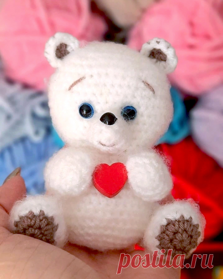 PDF Мини Мишка крючком. FREE crochet pattern; Аmigurumi animal patterns. Амигуруми схемы и описания на русском. Вязаные игрушки и поделки своими руками #amimore - медведь, маленький медвежонок, мишка.