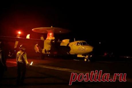 Раскрыты причины нанесения ударов США и Великобритании по Йемену. Востоковед Андрей Онтиков раскрыл причины массированного удара Соединенных Штатов и Великобритании по позициям хуситов из йеменского мятежного движения «Ансар Аллах». Он заявил, что таким образом Вашингтон пытается восстановить репутацию, которая сильно пострадала после эскалации на Ближнем Востоке.