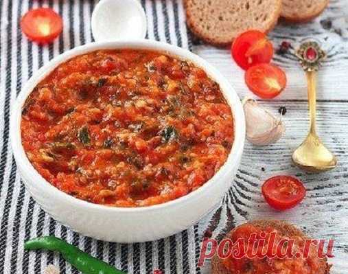Ароматный томатно-чесночный соус к рыбным блюдам