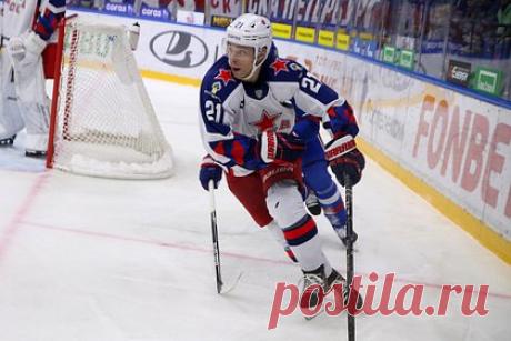 Канадский хоккеист ЦСКА сравнил менталитет соотечественников и россиян. Канадский защитник московского хоккейного клуба ЦСКА Колби Уильямс сравнил менталитет соотечественников и россиян. Спортсмен подчеркнул, что некоторые отличия существуют. «Главное различие, что я заметил, — русские люди всегда готовы помочь, если их попросить. Но если не попросить, то тебя не будут трогать», — заявил