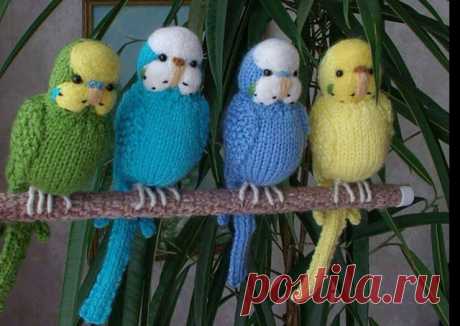 любящие эти модели вязаных крючком, которые рисуют более красивые и нежные поздравления. см. шаг за шагом