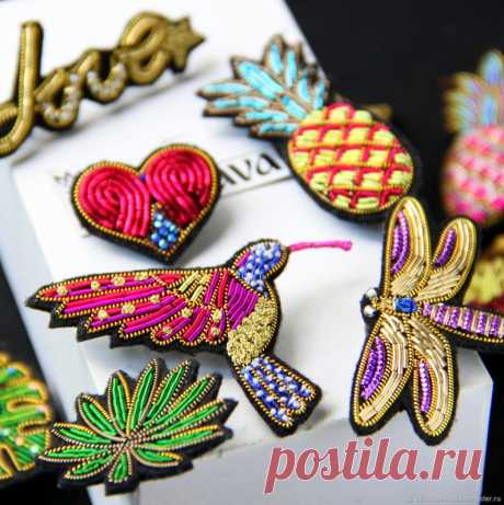 Broche de bordado hecho a mano de diseño personalizado - Etsy Chile