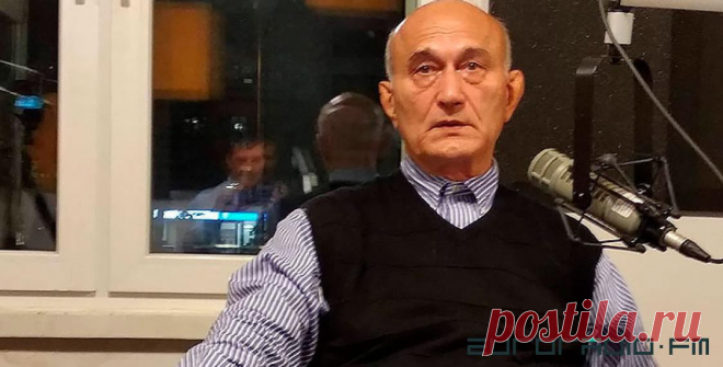 Пазняк: танкі пад БЧБ сцягамі акружаюць рэзідэнцыю і даюць 3 хвіліны на выхад | euroradio.fm