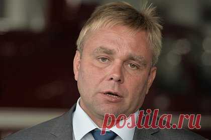 Российский космонавт оценил ситуацию на «Союзе». Специалистам удастся устранить неполадки на космическом корабле «Союз МС-22», предположил летчик-космонавт Максим Сураев. Если ситуация ухудшится, может потребоваться помощь США, либо будет необходим запуск еще одного «Союза». В «Роскосмосе» сообщили, что температура на корабле поднялась до 30 градусов.