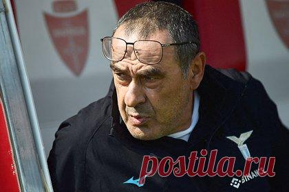 Стало известно о сомнениях главного тренера «Лацио» в трансфере Захаряна. La Gazzetta dello Sport сообщает о сомнениях главного тренера «Лацио» Маурицио Сарри в трансфере хавбека «Динамо» Арсена Захаряна. Специалист хочет подписать футболиста, который мог бы сразу заменить Сергея Милинковича-Савича, перешедшего в саудовский «Аль-Хилаль». Захаряна в клубе рассматривают как игрока на будущее.