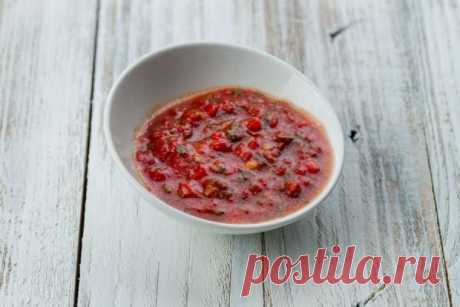 Аджика из красной смородины на зиму — Домашняя кулинария