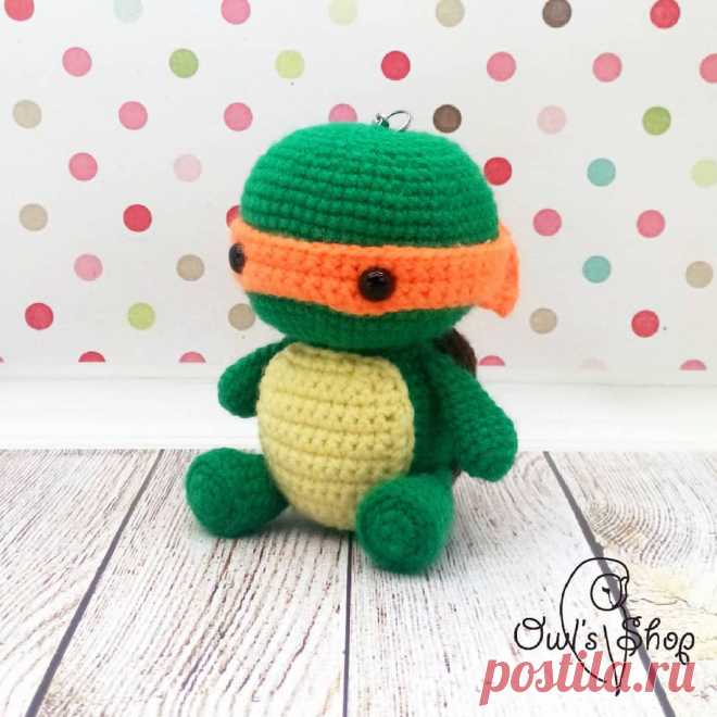 СХЕМА вязания черепашки-ниндзя амигуруми #схемыамигуруми #амигуруми #вязанаяигрушка #игрушкикрючком #вязанаячерепаха #amigurumipattern #crochetpattern #amigurumiNinjaTurtle #crochetNinjaTurtle