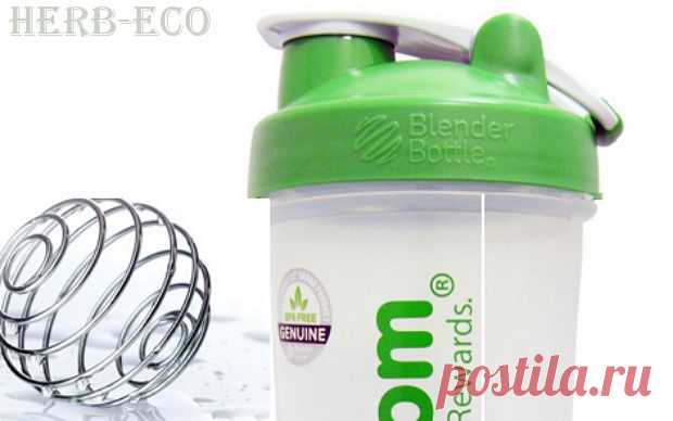 Бутылка-шейкер BlenderBottleс и вкусные рецепты

Запатентованный венчик BlenderBottle легко и быстро приготовит для вас нежные, мягкие, однородные коктейли, а так же смеси для любимых блинчиков, маринадов, соусов, салатных заправок, кремов, пышных омлетов и смузи - просто поместите шарик вместе с вашими ингредиентами в бутылку, закройте крышку и все перемешайте.