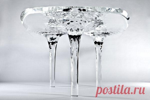 Растекающийся стол «Luqiud Glacier Table» | Роскошь и уют