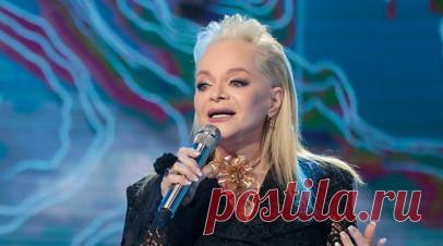 Верховный суд получил жалобу по делу Ларисы Долиной против Полины Лурье. Верховный суд России получил жалобу на решения нижестоящих судов по иску народной артистки Ларисы Долиной к Полине Лурье. Об этом сообщили в пресс-службе суда. Читать далее