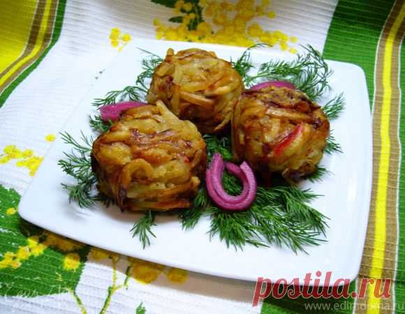 Картофельные мини-кугели с кальмарами и маринованным луком | Официальный сайт кулинарных рецептов Юлии Высоцкой