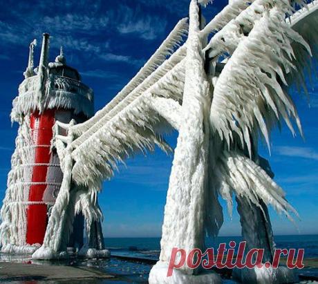 Обледеневшие маяки