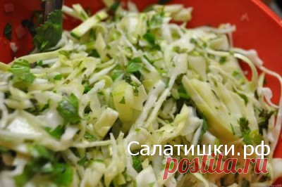 РЕЦЕПТ САЛАТА ИЗ КАПУСТЫ С СЕЛЬДЕРЕЕМ И ЯБЛОКОМ » Рецепты вкусных салатов