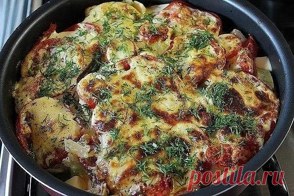 Запеченные с помидорами молодые кабачки под соусом - это НЕЧТО