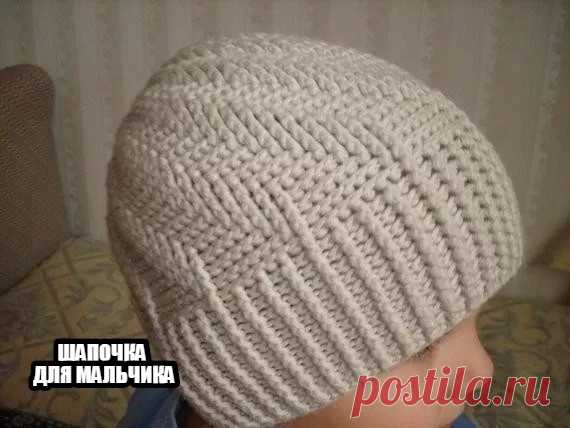 Простая шапочка для мальчика