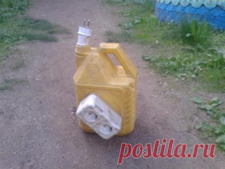 Удлинитель на катушке из пластиковой канистры