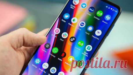 8 приложений для Android, которые нужно удалить. Они опасны Кто бы что ни говорил, но Google Play – это помойка. Не даром её признали самым популярным источником вредоносного софта для Android. Просто пользователи в большинстве своём доверяют официальном магазину приложений Google и скачивают оттуда любое ПО без разбору. А какой ещё у них есть выбор? Ведь их всегда учили, что скачивать APK из интернета куда опаснее. В общем, это действительно так. Но остерегаться опасных п...