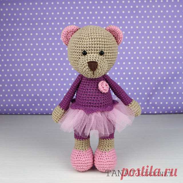 Toy crochet pattern of Girl Bear Amigurumi tutorial PDF file