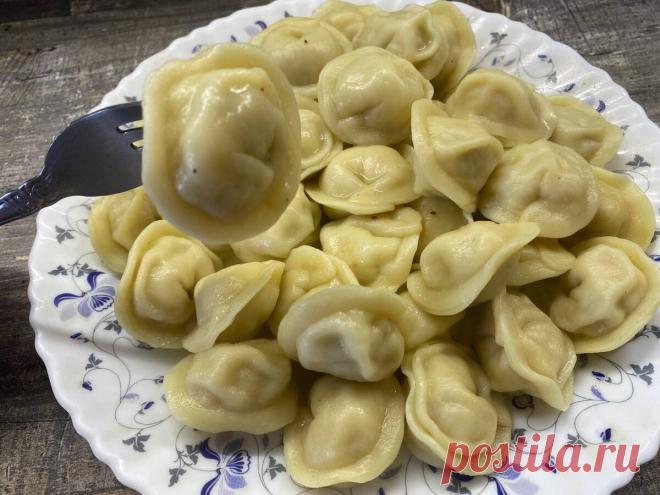 Лайфхак, который в разы облегчит варку пельменей и сделает их в разы вкуснее | КУЛИНАРНЫЙ ТЕХНИКУМ | Дзен