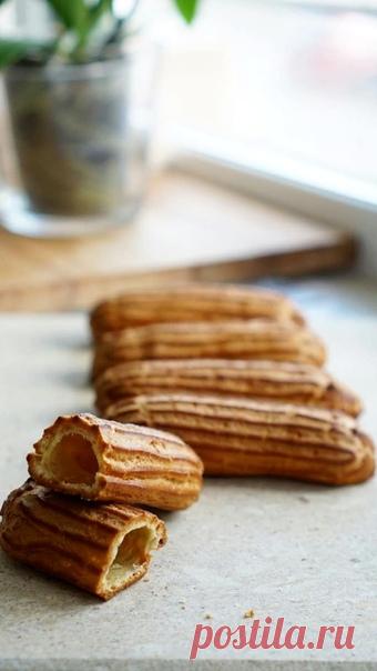 Эклеры, шу - Стандартный базовый рецепт французской pâte à choux из блога Марии Селяниной.