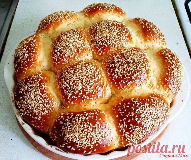Булочки Ванильные булочки  300гр.кефира 500гр.муки 3ст.л.сахара 1ч.л.без верха соли 11гр(пакетик) сухих дрожжей 2яйца в тесто и 1 на помазку