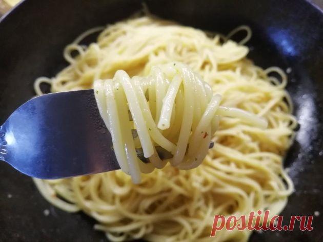 Как вкусно сварить даже самые дешевые макароны, чтобы они не слипались если постоят в холодильнике | КУЛИНАРНЫЙ ТЕХНИКУМ Пульс Mail.ru