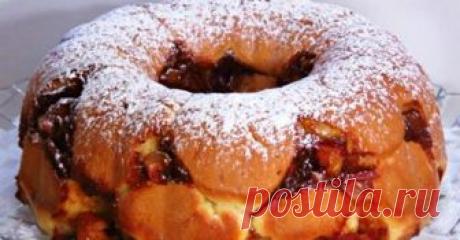 Отрывной яблочный пирог с корицей — лучшее, что пробовала за последнее время! Ингредиенты: Мука — 500–550 гЯблоко — 750 гСливочное масло — 140 гСахар — 150 гЛимонный сок — 2 ст. л.Корица — 2 ч. л.Крахмал — 3 ст. л.Яйцо — 1 шт.Кефир — 350 млРазрыхлитель — 15 гСоль — 1 щеп.Ванилин — 1 щеп...