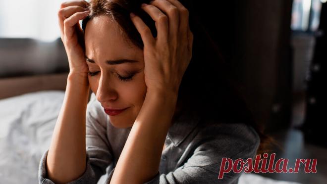 Психологи рассказали россиянам, как справиться с паникой и стрессом после ЧП. Участники и свидетели каких-либо чрезвычайных происшествий получают, помимо физических, эмоциональные травмы. Игнорирование проблемы может привести к тому, что у человека начнутся ночные кошмары, панические атаки. Справиться с тревогой ...