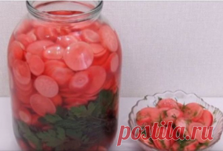 Подсели мы на эту редиску. Хит этой весны! Редиска – крайне полезный продукт. А пикантная маринованная редиска – это еще и очень вкусно. Настоящий хит этой весны. Она отлично сочетается с шашлыками и другими мясными блюдами, можно готовить к празднику или же на каждый день...