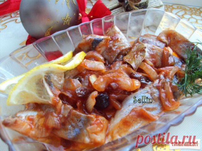 Оселедець з родзинками / Закуски рибні / Кукорама — смачні рецепти!