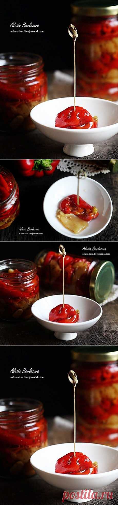 Консервированный запеченный болгарский перец.