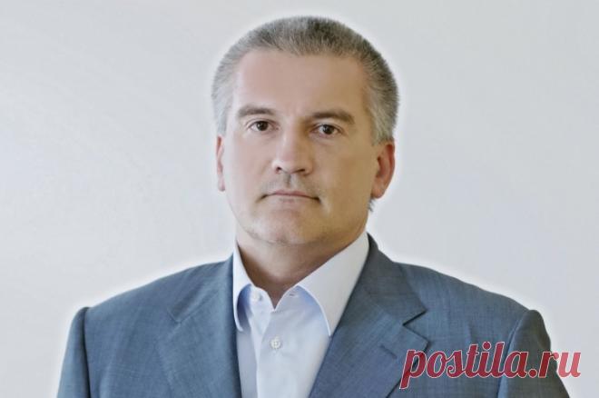 Аксенов призвал крымчан не использовать пиротехнику на Новый год. Глава Крыма заявил, что новогодние праздники для детей на полуострове пройдут в ограниченном формате.