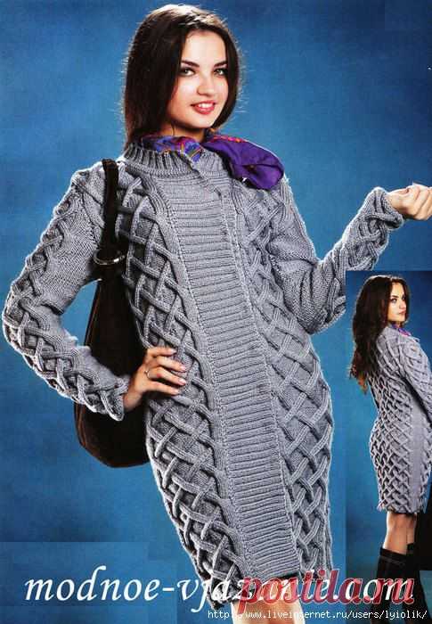 Вязаное полупальто спицами