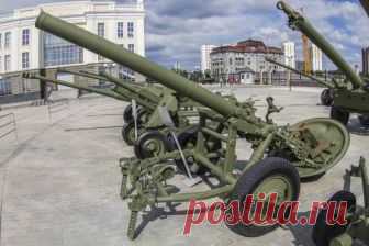 Рассказы об оружии. 160-мм дивизионный миномёт М-160 образца 1949 года 
Странно все-таки устроен человеческий мозг. Стоит в какой-либо статье упомянуть имя Сталина, как сразу начинается спор о личности этого человека и его роли в истории СССР и мира вообще. При этом сове…