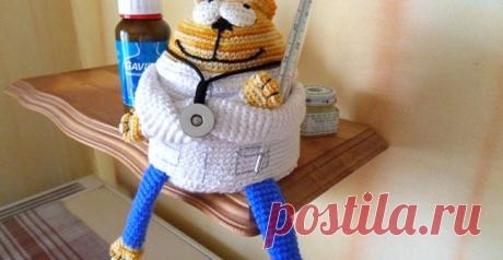 Вязаный Кот – доктор. Профессия №1 | Игрушки | HandMade39.ru