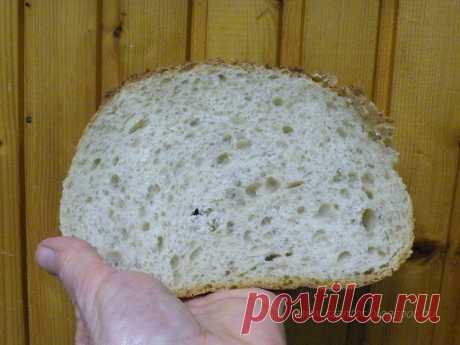 Bred. Kovászos kenyér.