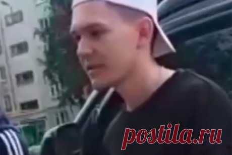 Назвавший волонтеров грязью кандидат в депутаты гордумы снялся с выборов. Кандидат в депутаты городской думы Асбеста Свердловской области Егор Александрин, который назвал грязью девушек-волонтеров из местного автоклуба, снимет свою кандидатуру с выборов. Об этом сообщил отец Александрина Дмитрий на заседании политсовета отделения партии, его кадры публикует местный Telegram-канал.