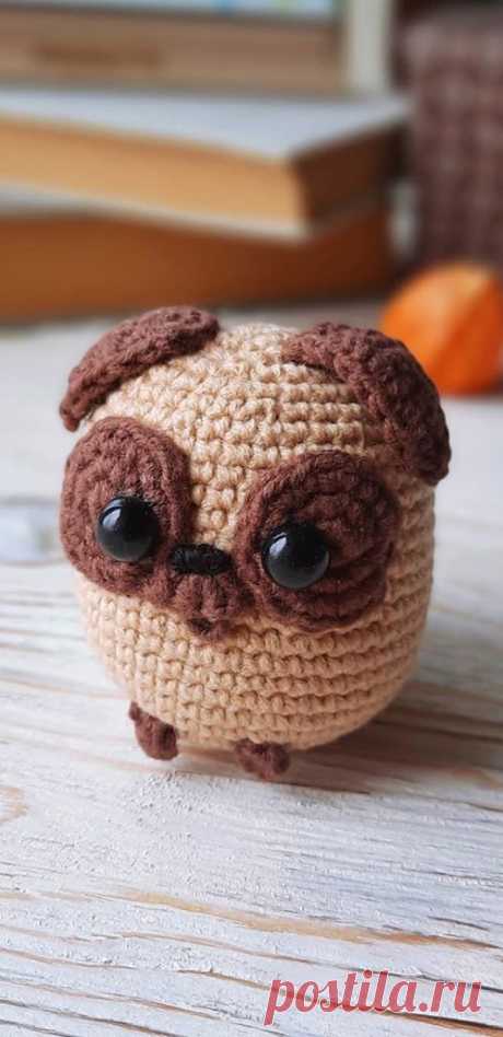 PDF Мопсошарик крючком. FREE crochet pattern; Аmigurumi animal patterns. Амигуруми схемы и описания на русском. Вязаные игрушки и поделки своими руками  #amimore - мини мопс, собака, пёс, собачка, маленький щенок, пёсик.
